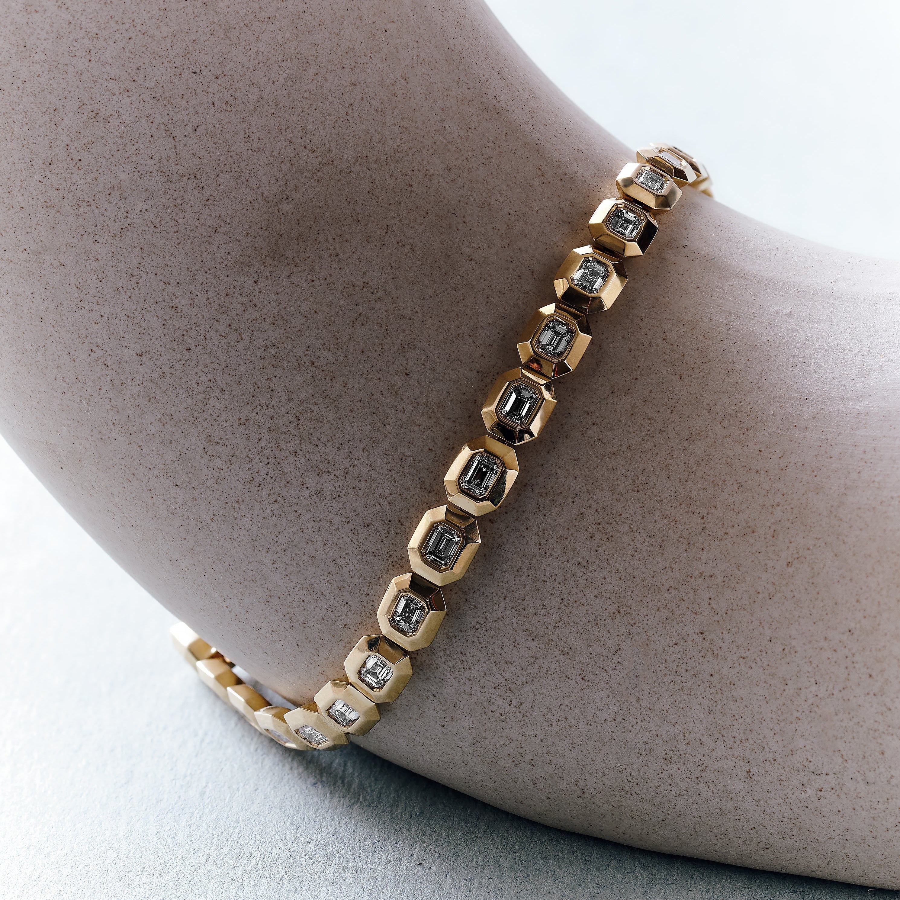 Athena | 9ct Yellow Gold 3.67ct tw. Lab Grown Diamond Emerald Cut Tennis Bracelet
